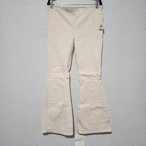 Free People Penny White Flare Jeans Pull On Bell Bottom 31 Boho Retro NWT